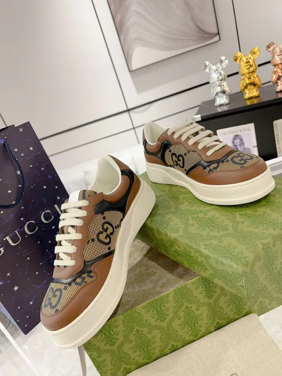 Gucci Shoe 